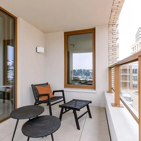 Huswell - Family Located By The Sea Apartment